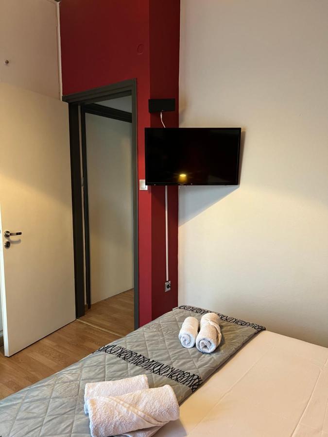 Above Apartments Near The Airport أرتيميدا المظهر الخارجي الصورة