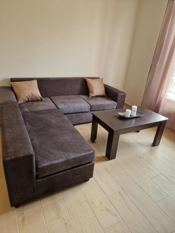 Above Apartments Near The Airport أرتيميدا المظهر الخارجي الصورة