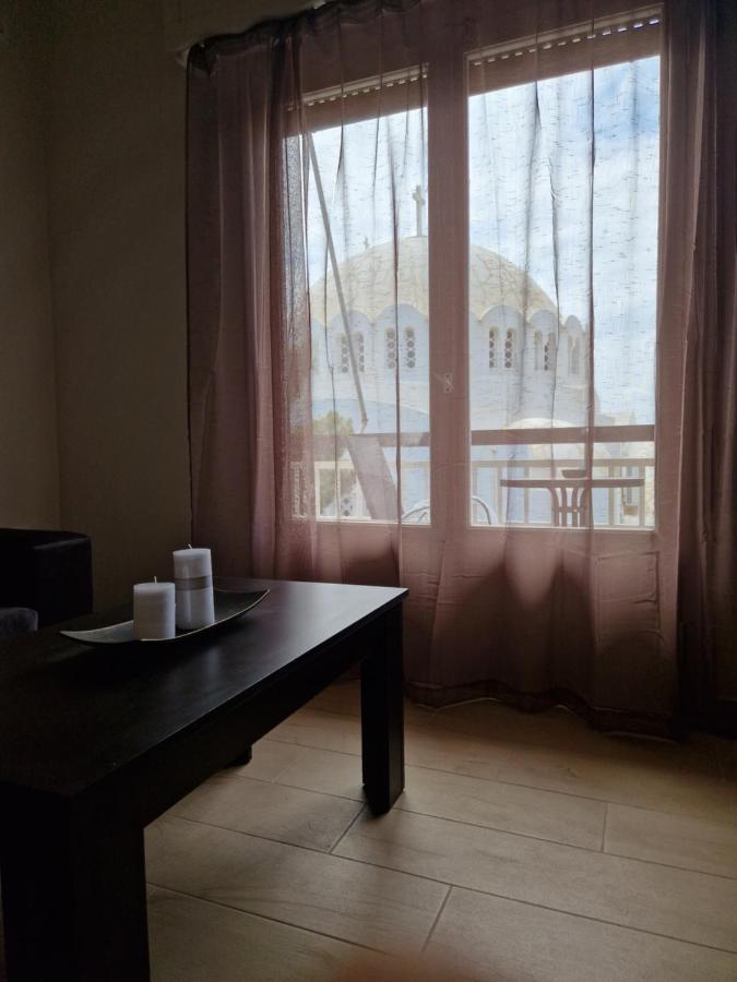 Above Apartments Near The Airport أرتيميدا المظهر الخارجي الصورة