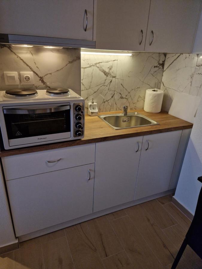 Above Apartments Near The Airport أرتيميدا المظهر الخارجي الصورة